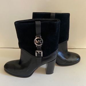 ⭐️Gorgeous Michael Kors Fulton Bootie⭐️